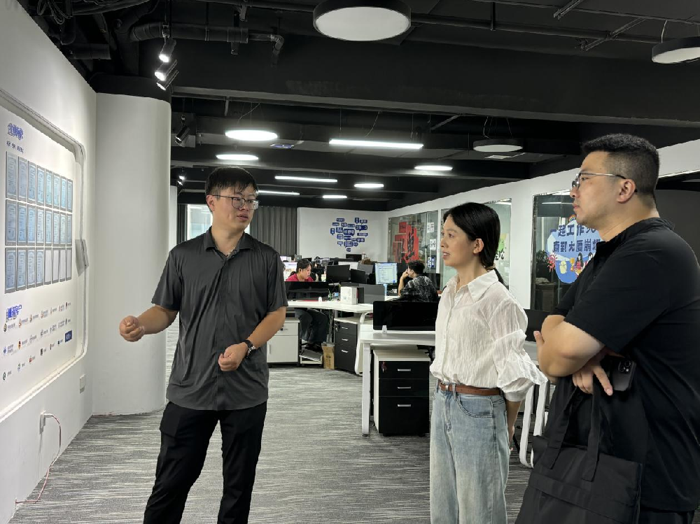 阜陽市傳媒廣告有限公司一行蒞臨我司交流 共探合作新契機